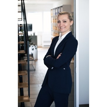 Dr. Astrid SCHMIDINGER-SINGER