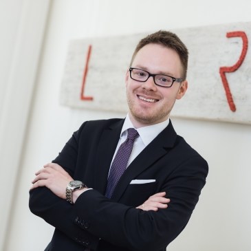 Mag. Walter KORSCHELT LL.M.